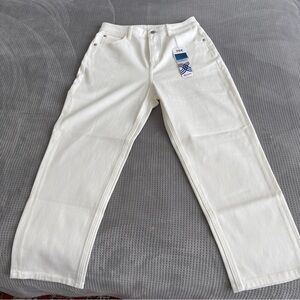NEW Women’s White Jeans M